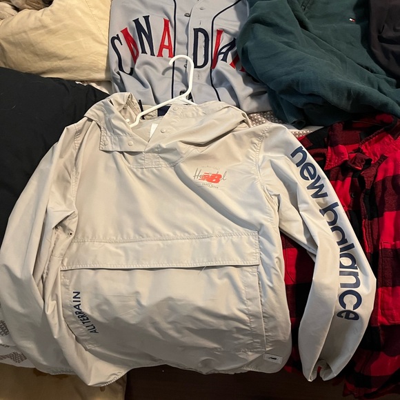 Herschel Supply x New Balance Anaorak - Picture 1 of 3